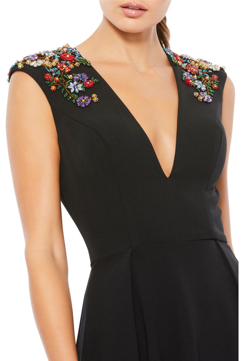 Beaded Cap Sleeve V Neck A Line Gown, Alternate, color, BLACK