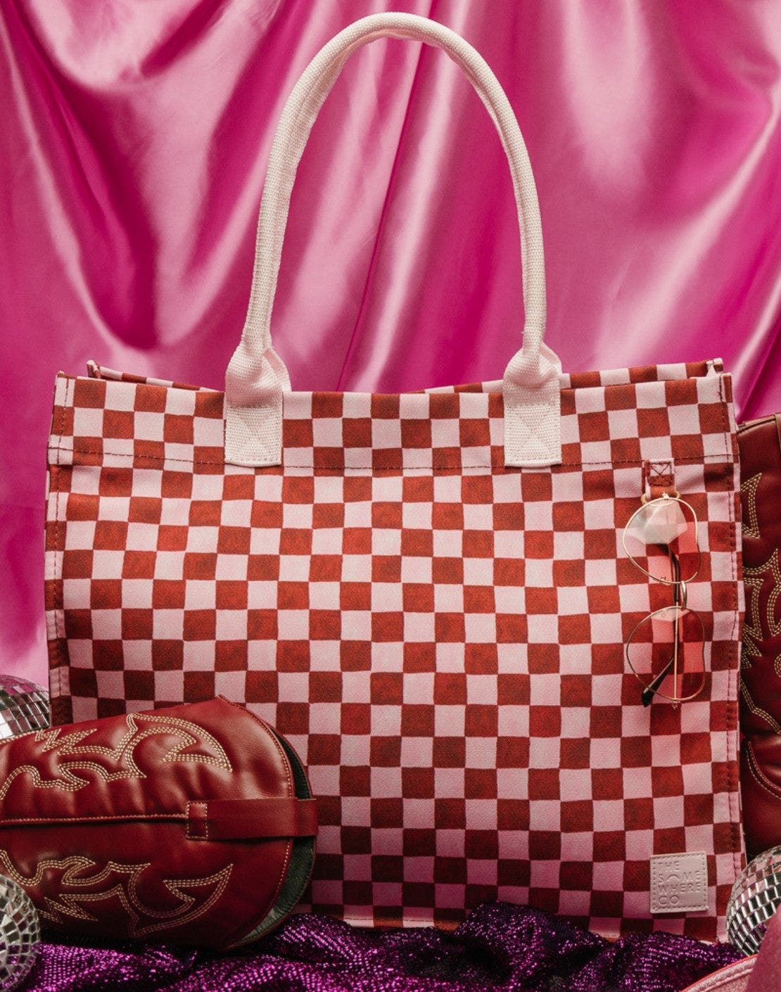 The Somewhere Co Crimson Haze Ultimate Tote Bag, Alternate, color, Crimson Haze