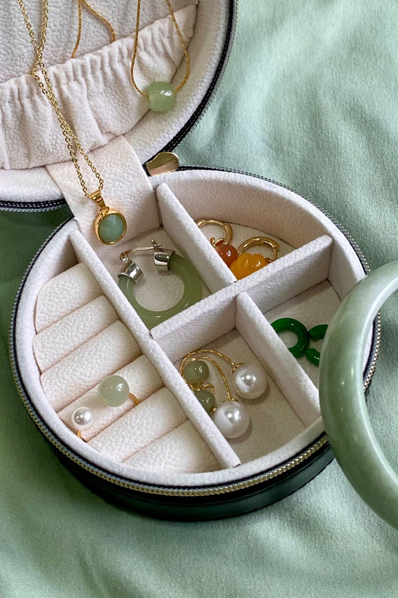 Round jewelry travel case, Alternate, color, Velvet