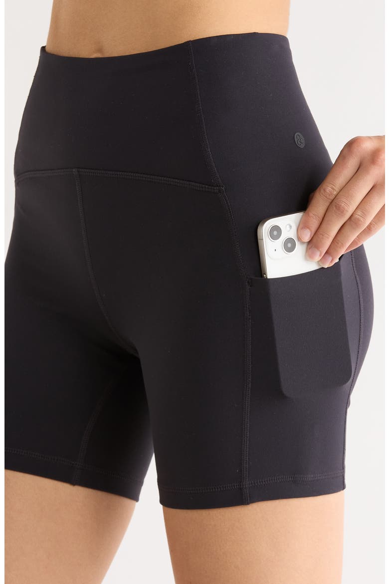 Studio Luxe Pocket Bike Shorts, Alternate, color, BLACK