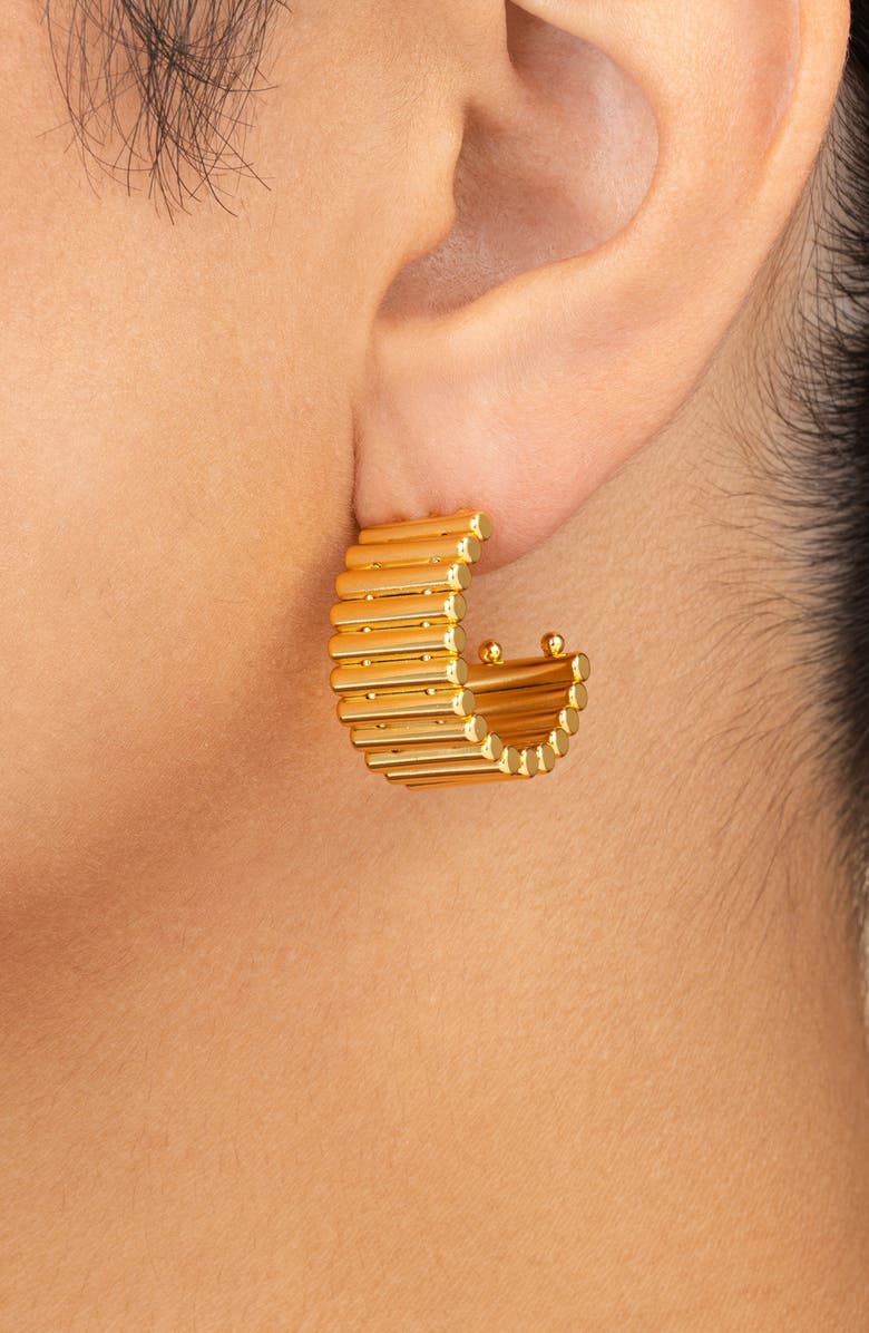 Sterling Forever Harla Ribbed Hoop Earrings, Alternate, color, Gold