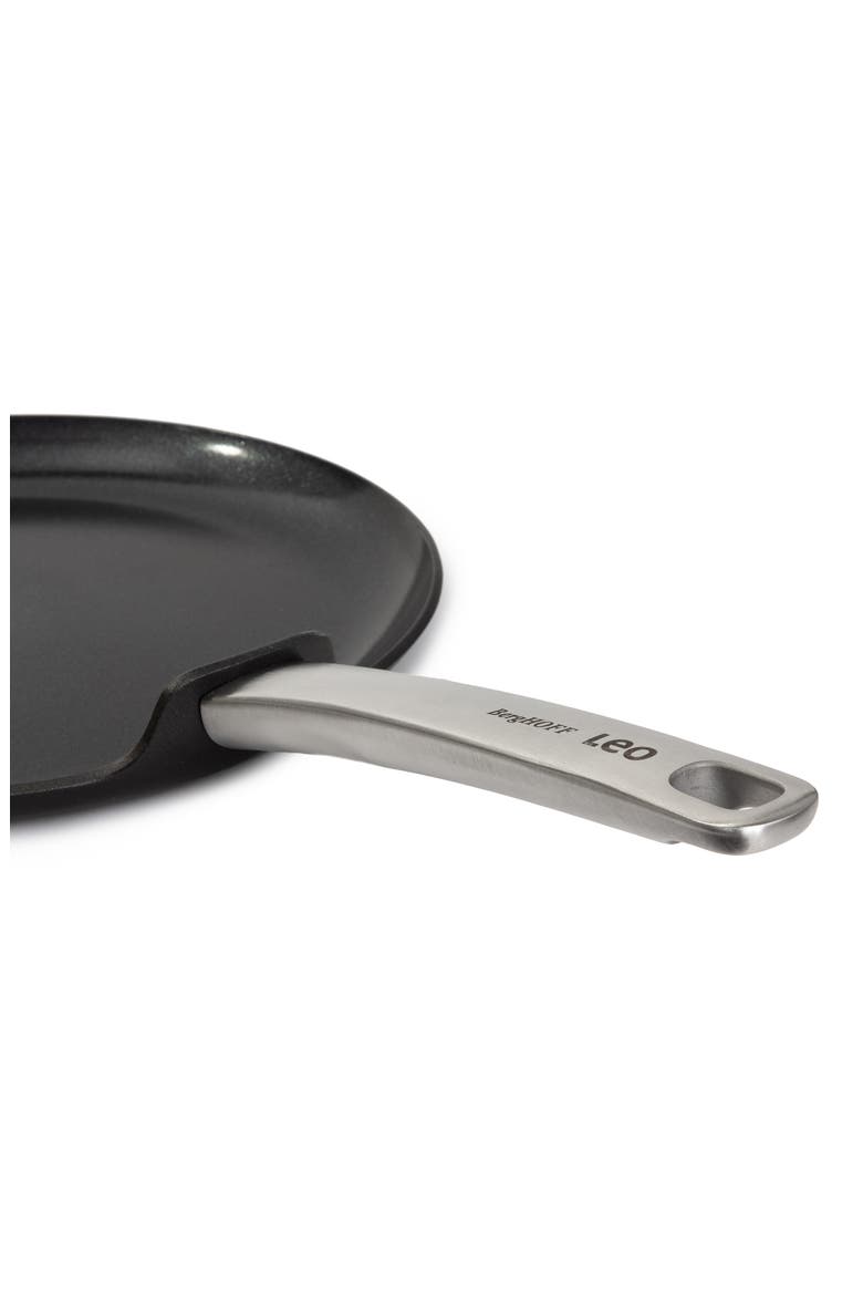 Leo Graphic Pancake Pan, Alternate, color, BLACK
