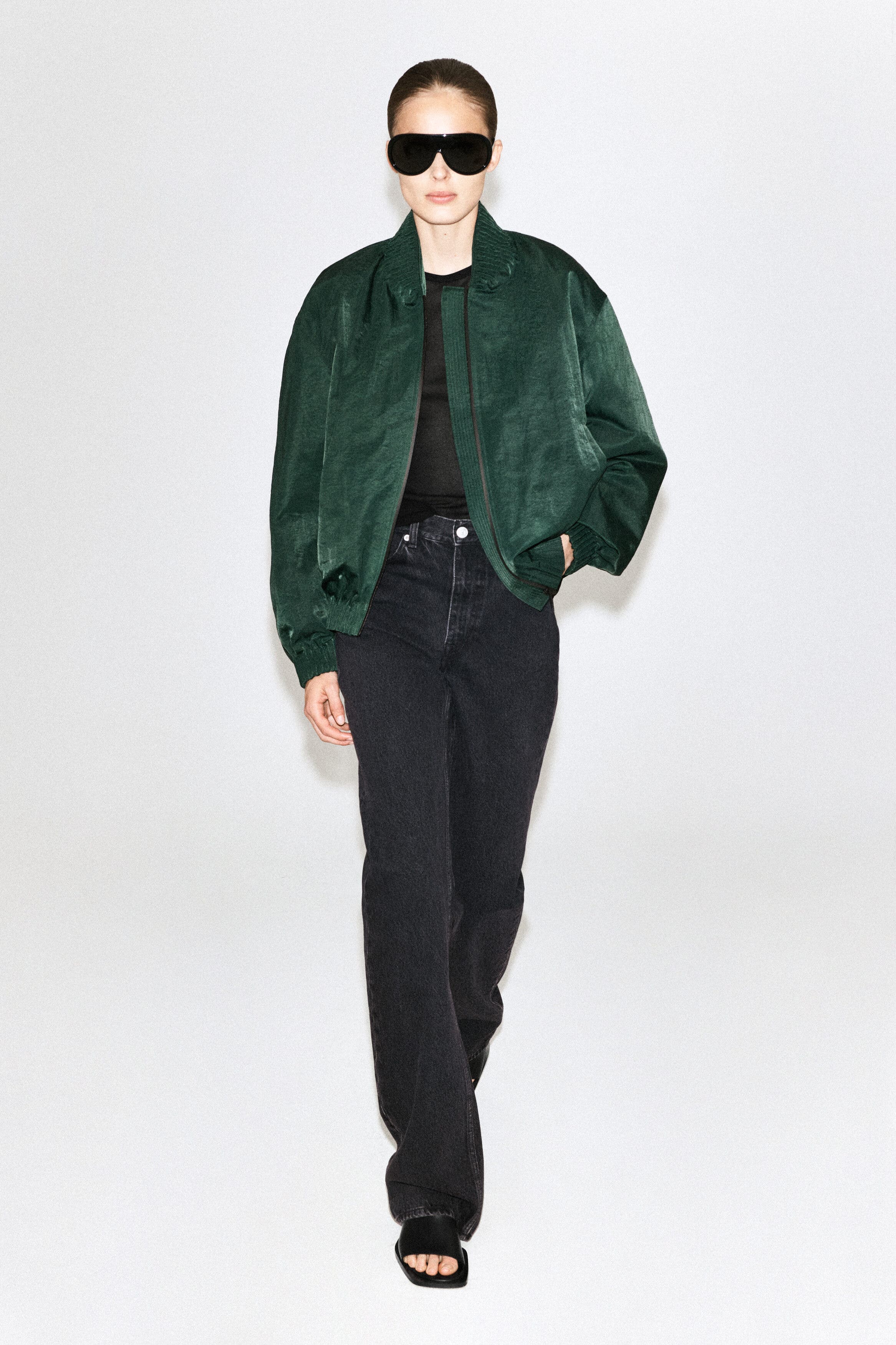 DARK GREEN