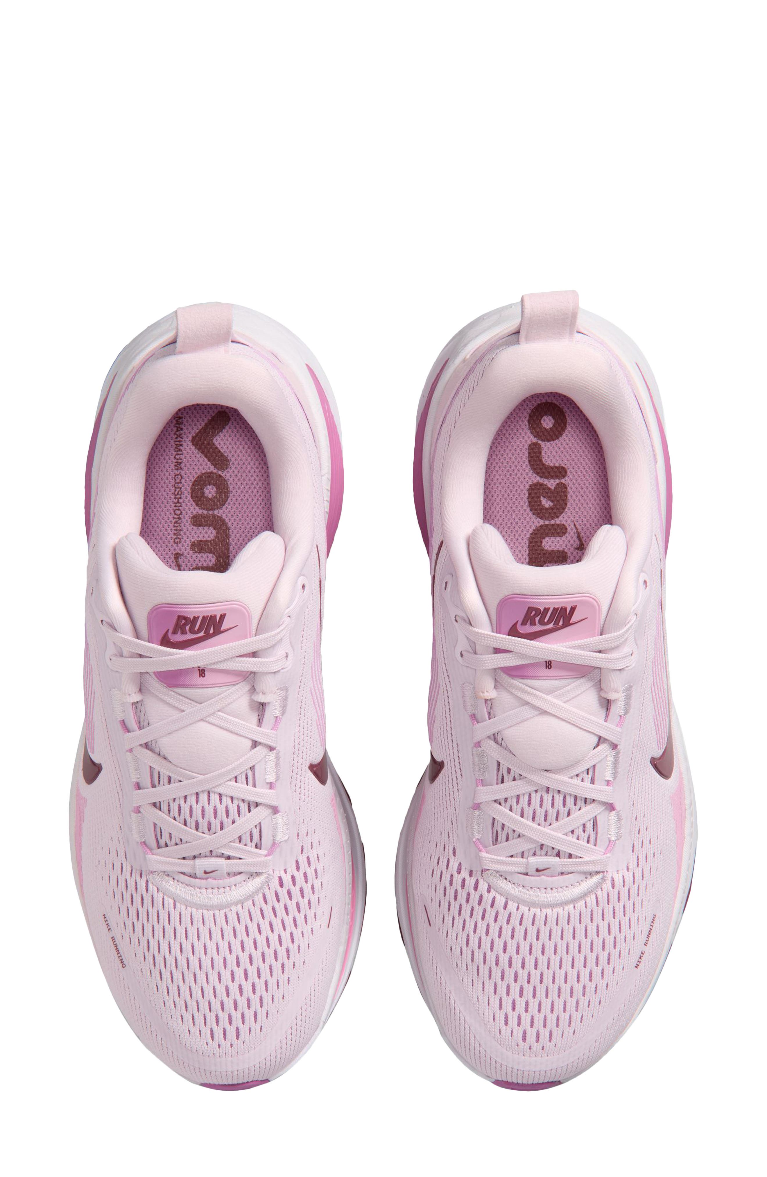 Nike Vomero 18 Running Shoe, Alternate, color, Blelil/ Pink Smoke