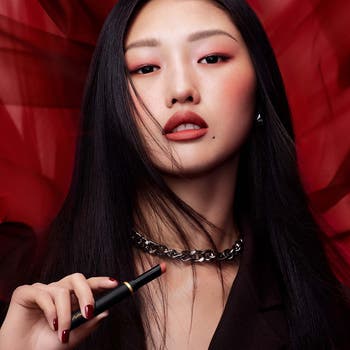 Powder Kiss Velvet Blur Slim Moisturizing Matte Lipstick