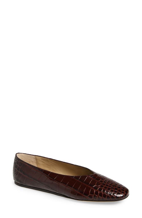 Le Monde Beryl Regency Croc Embossed Flat In Burgundy
