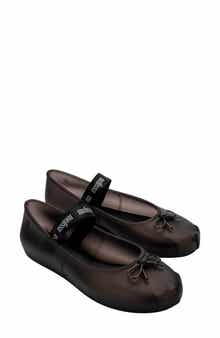Sophie Ad Water Resistant Mary Jane