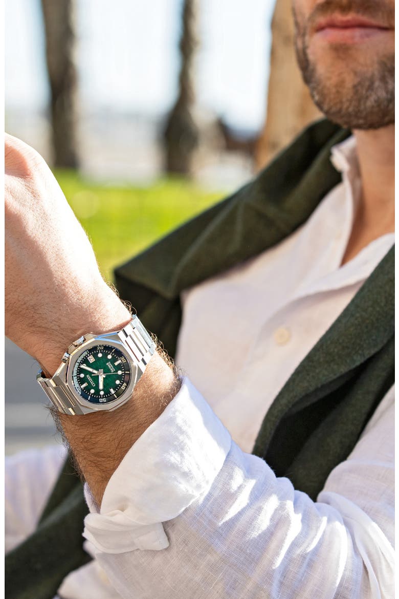 Series 8 890 Automatic Bracelet Watch, 42.5mm, Alternate, color, GREEN/ SILVER-TONE