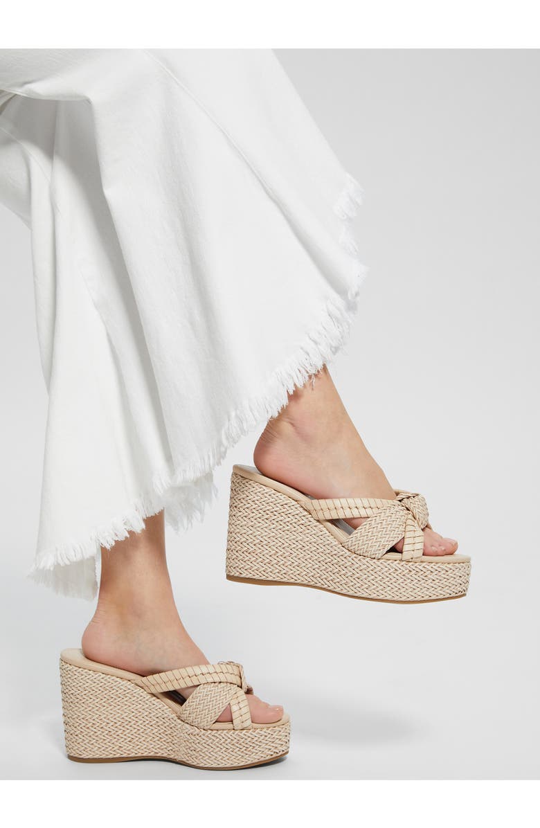 GUESS Eveh Platform Wedge Sandal, Alternate, color, Light Natural 110