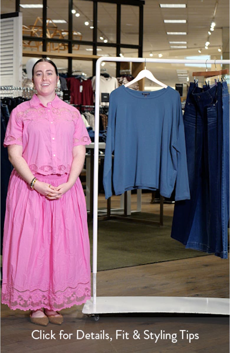 Crewneck Boxy Crop T-Shirt, sales video thumbnail