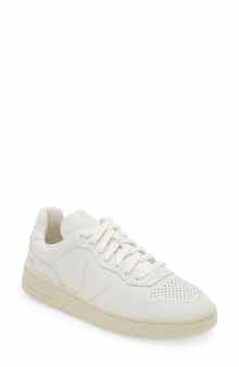 Veja V-90 Leather Sneaker