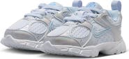 Nike Kids' V5 Runner 'Lils' Sneaker