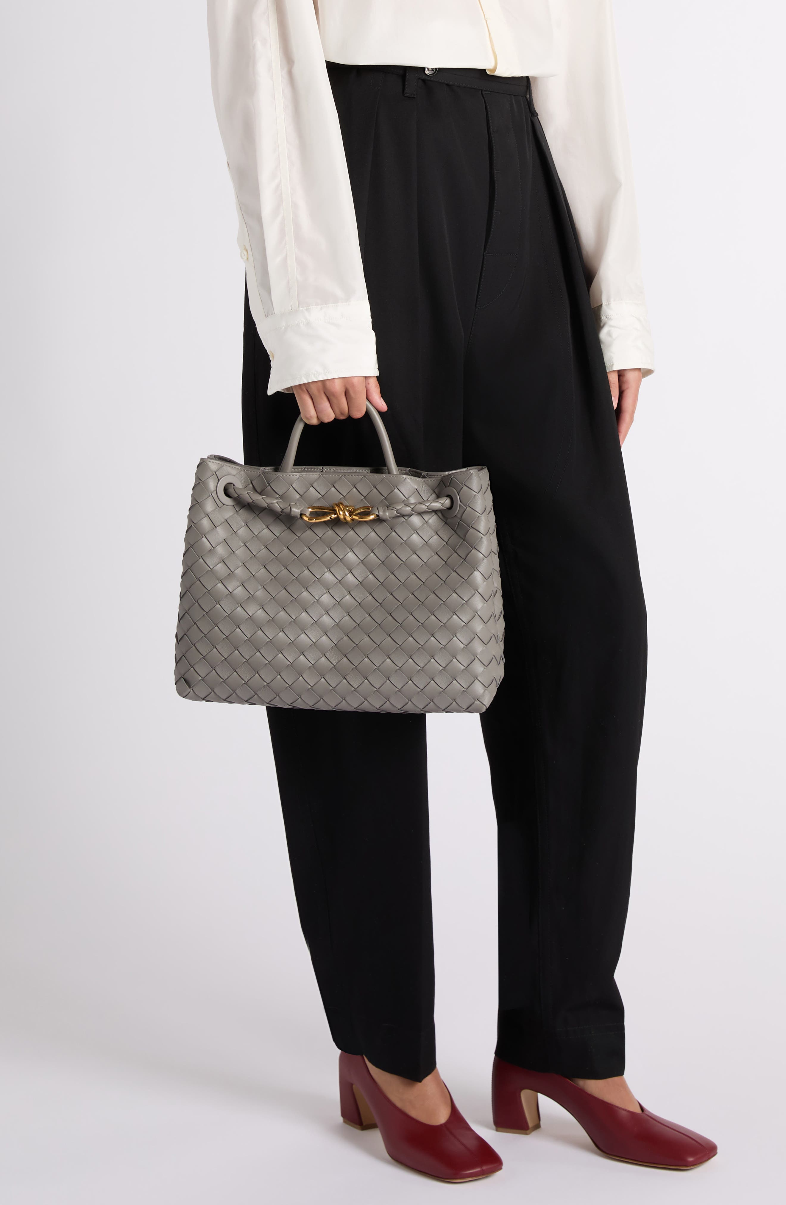 Medium Andiamo Intrecciato Shoulder Bag, Alternate, color, 1590 BASALT-MB
