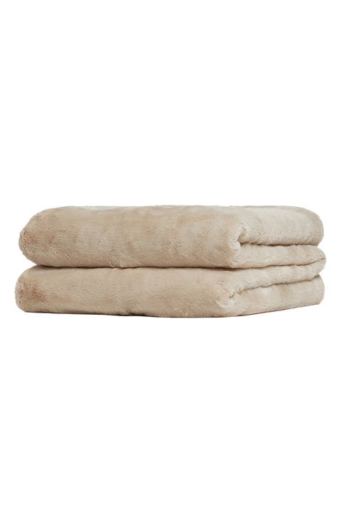Jumbo Brady Faux Fur Throw Blanket