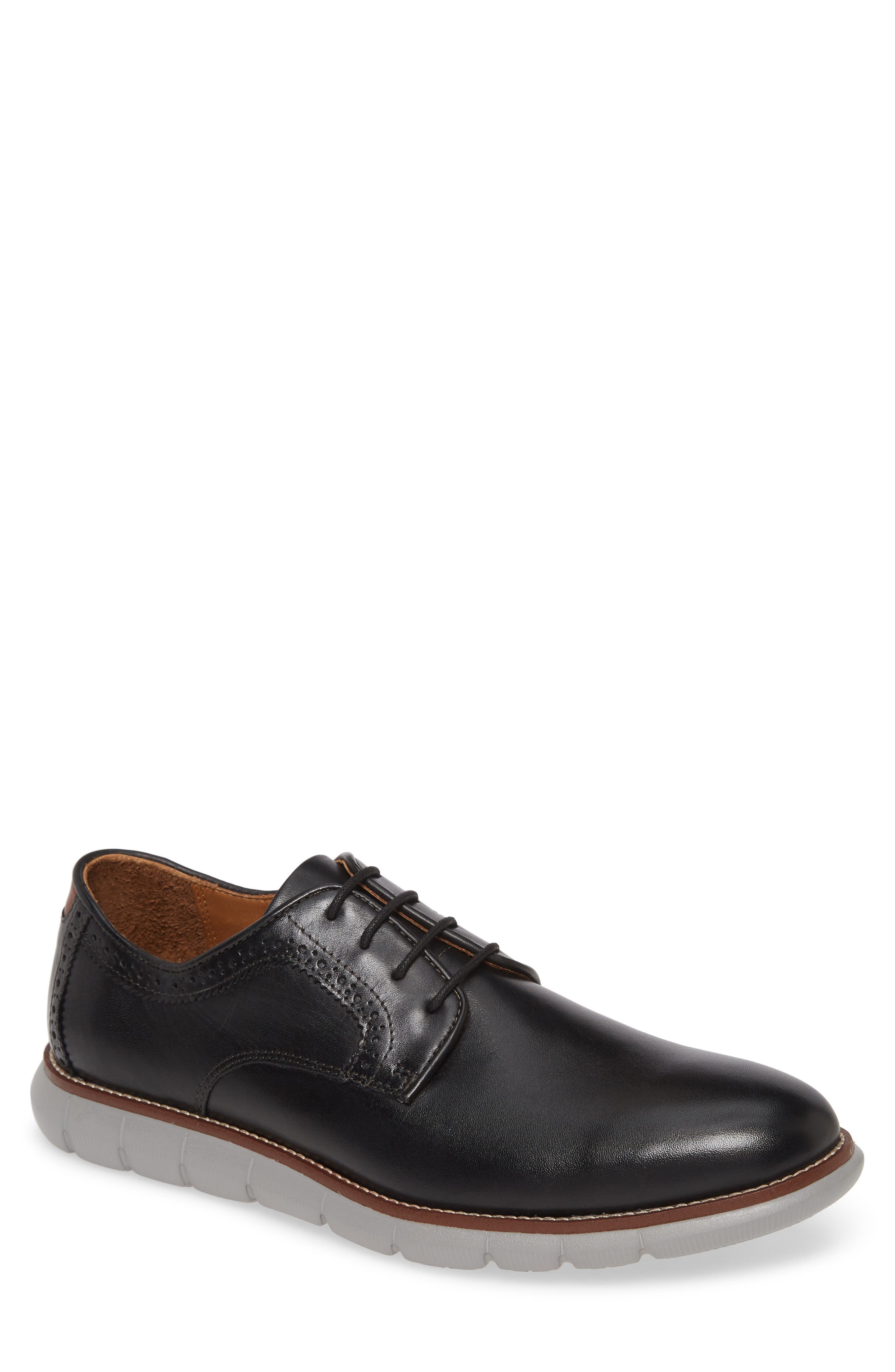 Johnston & Murphy Holden Plain Toe Derby