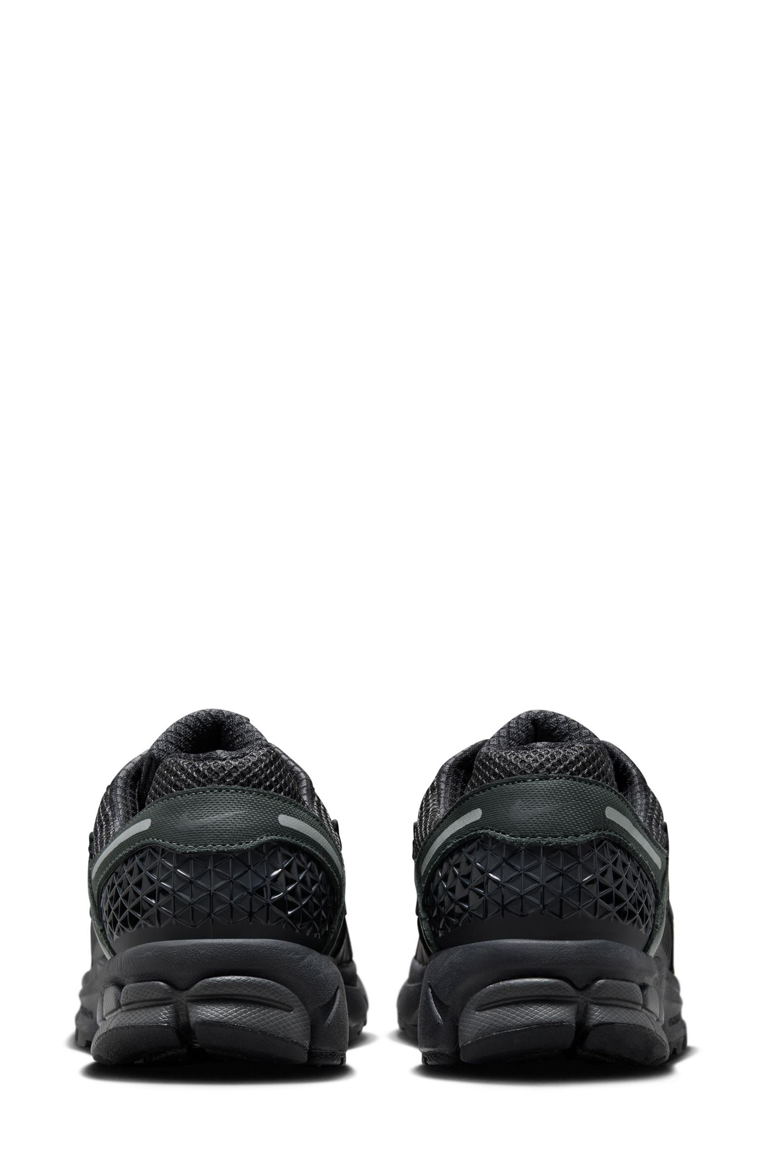 Nike Zoom Vomero 5 Sneaker, Alternate, color, 