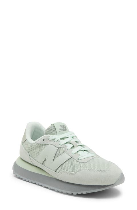 237 Sneaker