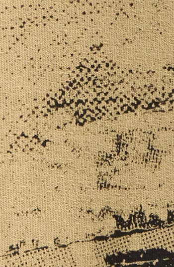 Oversize Logo Graphic T-Shirt