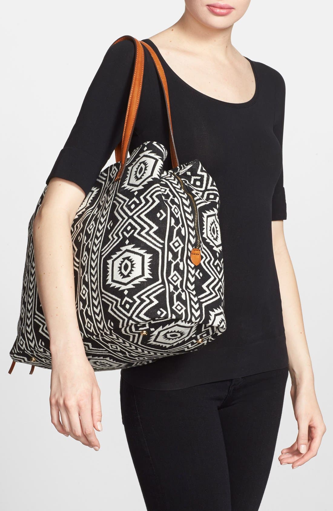 Oversize Millie Stripe Print Tote, Alternate, color, BLACK/ WHITE TRIBAL