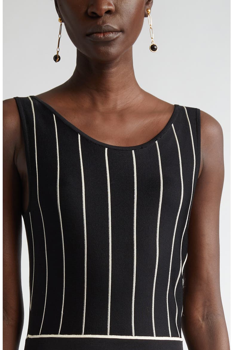 two tone pleated dress Two-Tone Pleated Dress Color Block / M