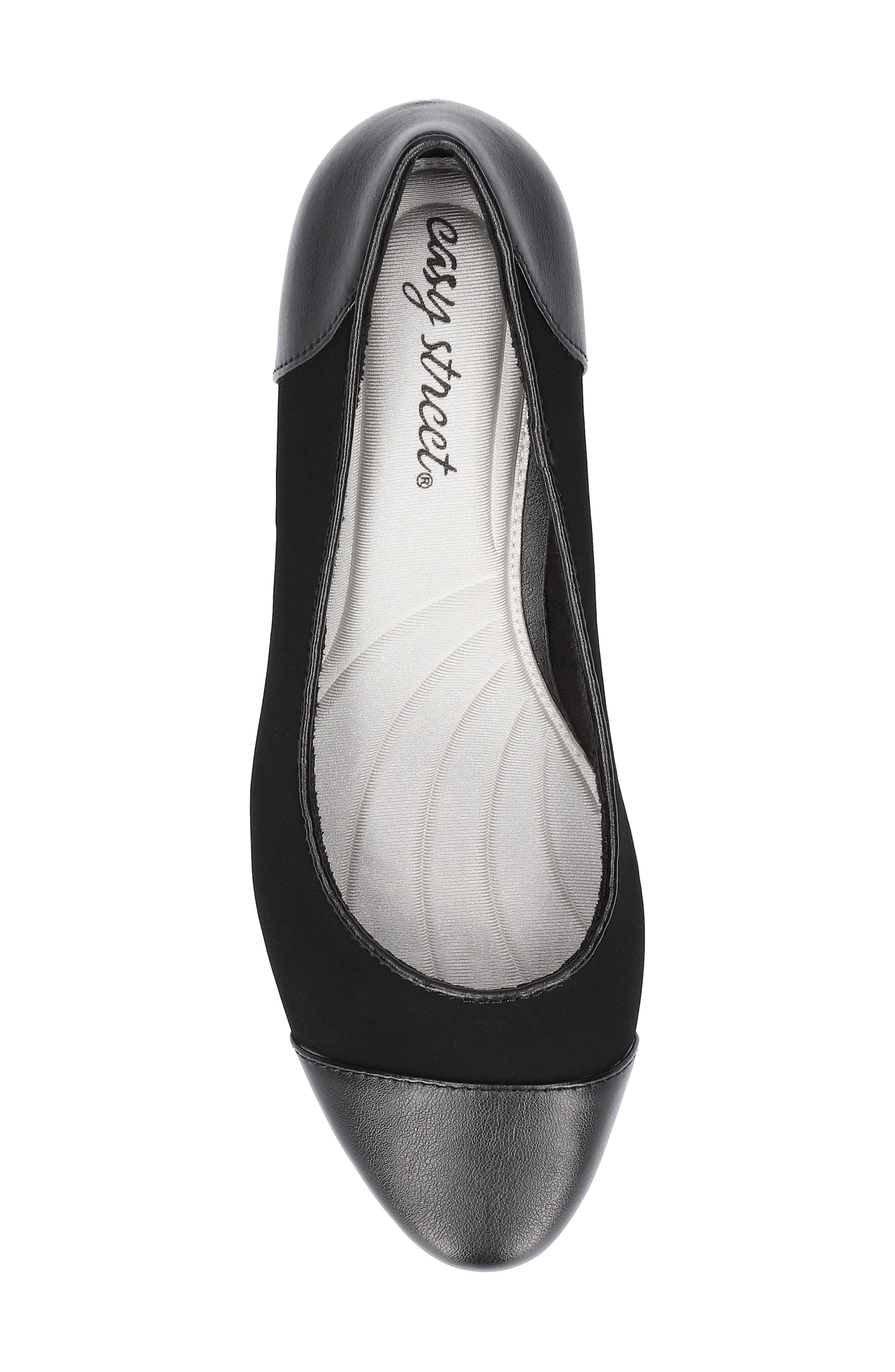 EASY STREET Wes Cap Toe Pump, Alternate, color, Black Lamy