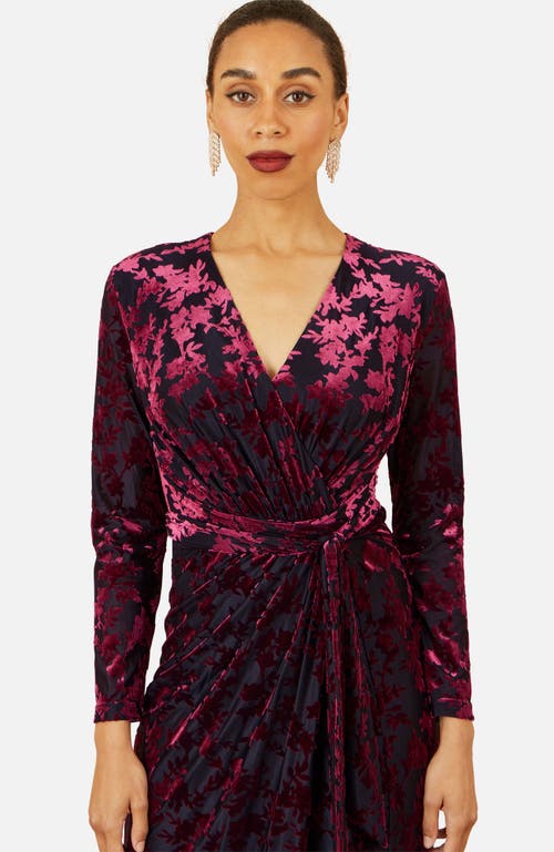 Yumi Velour Stretch Midi Dress In Burgundy