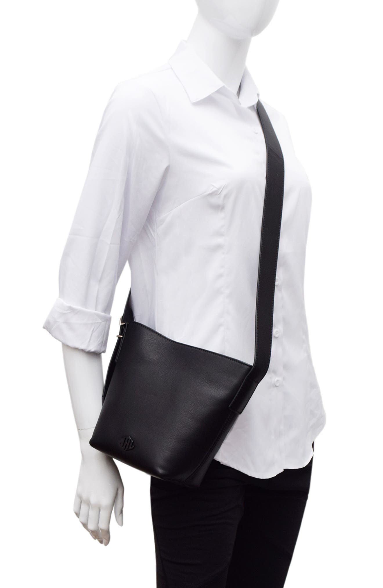 New Amsterdam Leatherworks Jayden Bucket Bag, Alternate, color, Black