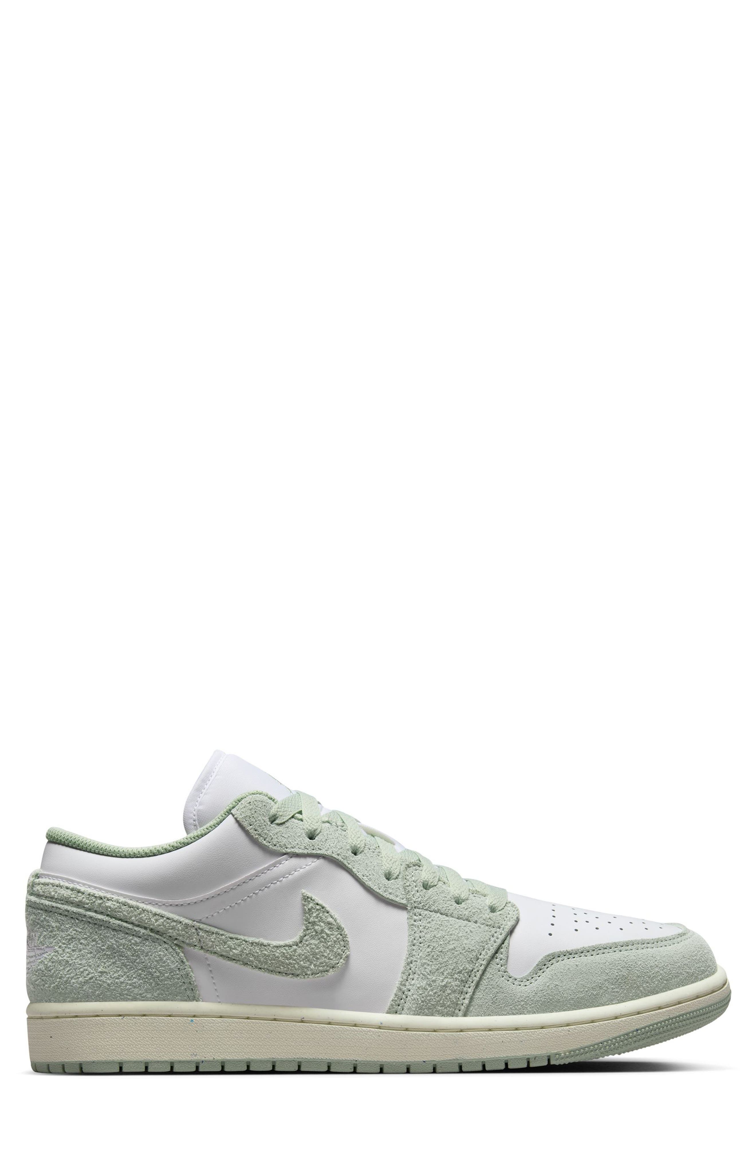 Jordan Air Jordan 1 Low SE Sneaker, Alternate, color, 