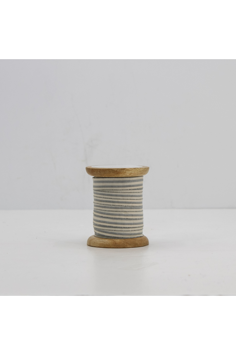Ribbon in White and Grey, Alternate, color, White and Grey
