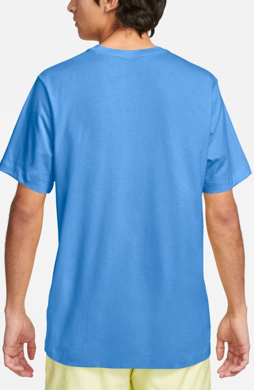 Nike Sportswear Club Crew Neck T-shirt In University Blue
