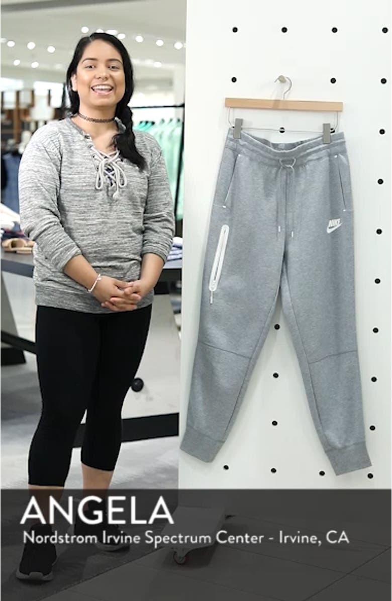 Sportswear Tech Fleece Jogger Pants, sales video thumbnail