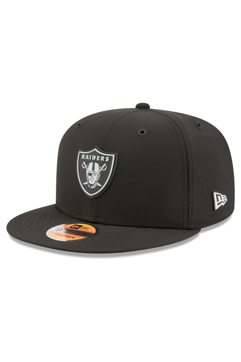 Men's New Era Black Las Vegas Raiders 2026 Sideline 9FIFTY Snapback Hat, Main, color, Black