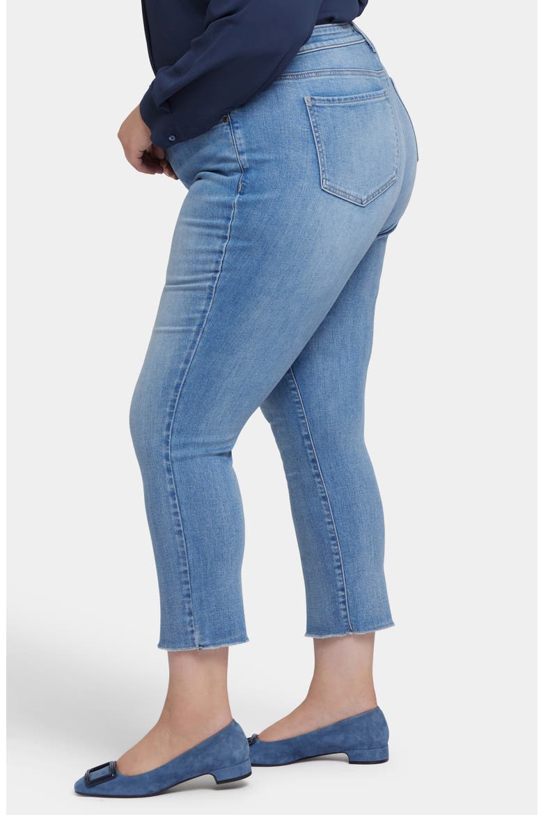 Sheri Fray Hem Crop Jeans, Alternate, color, BLUE VALLEY