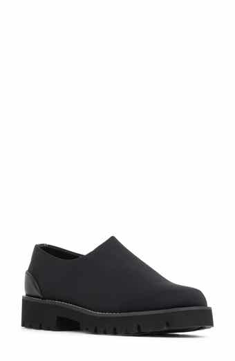 Taper Slip-On Walking Shoe