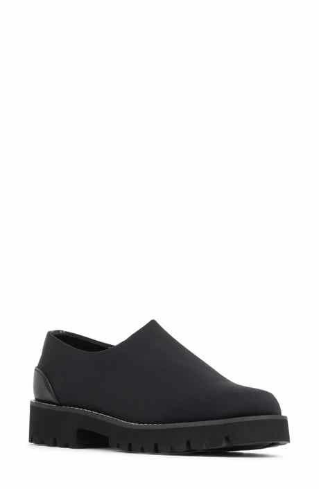 Taper Slip-On Walking Shoe