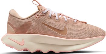 Motiva Walking Shoe