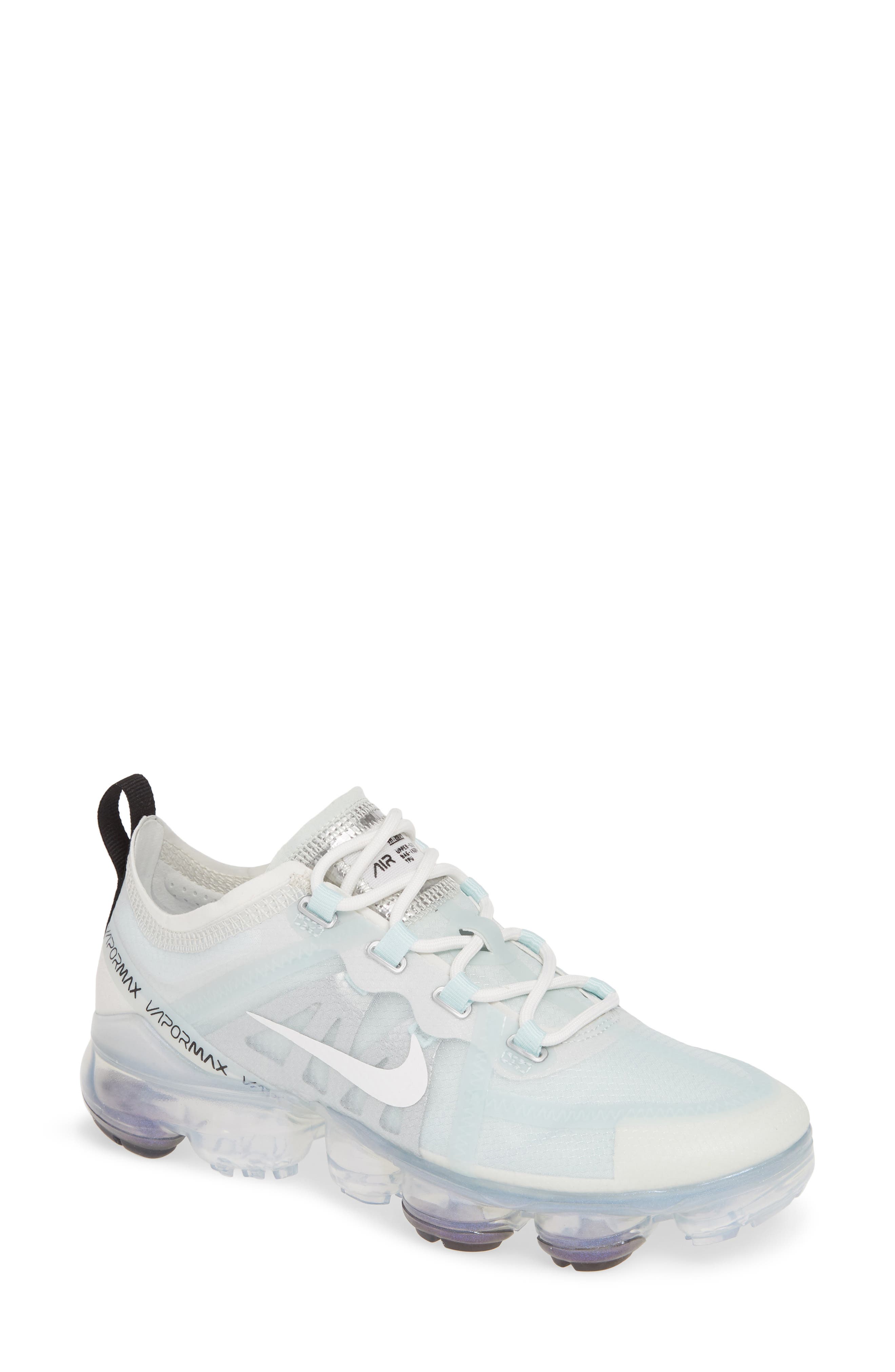 Nike Air VaporMax 2019 Sneaker, Main, color, 