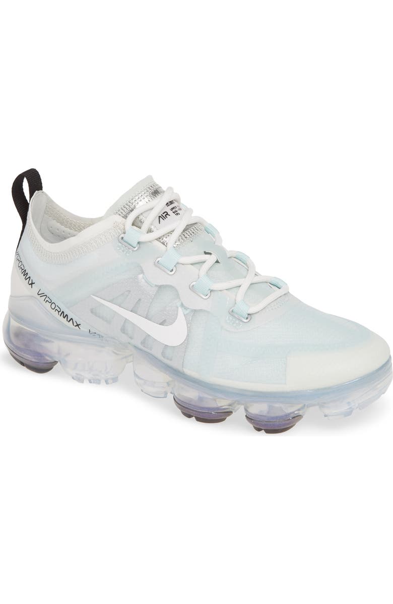 Nike Air VaporMax 2019 Sneaker, Main, color,