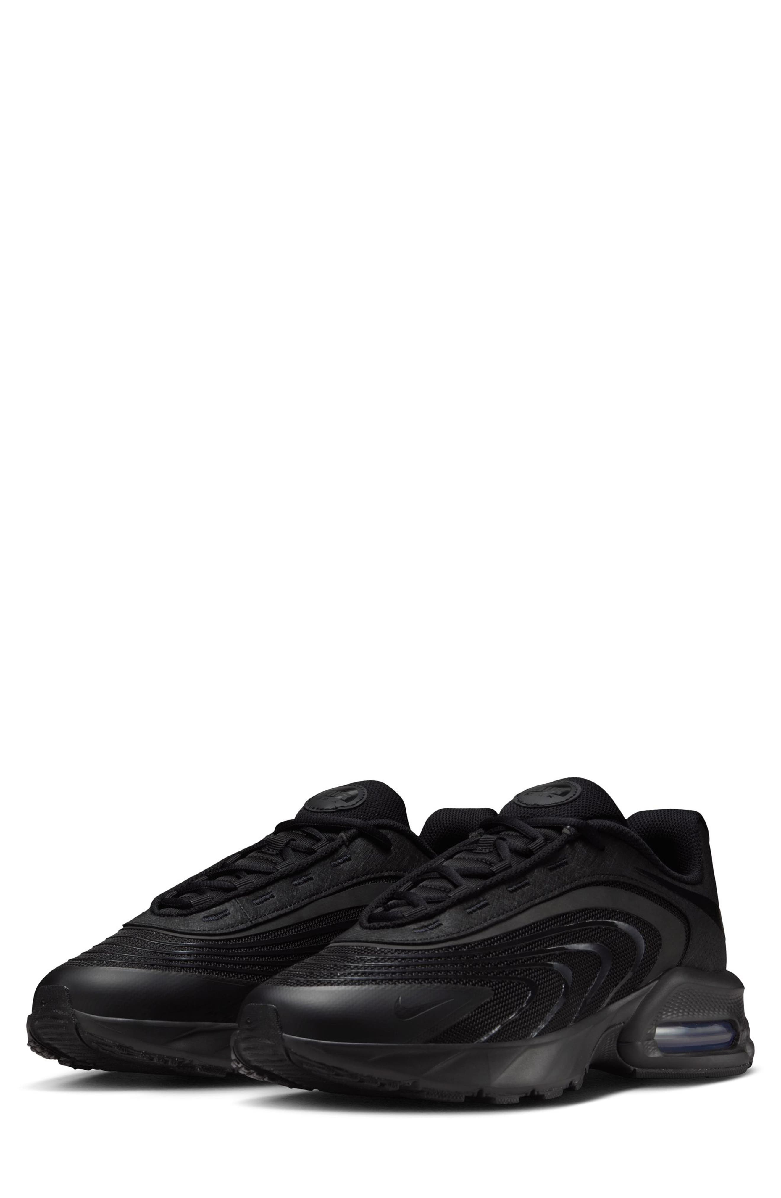 BLACK/ BLACK
