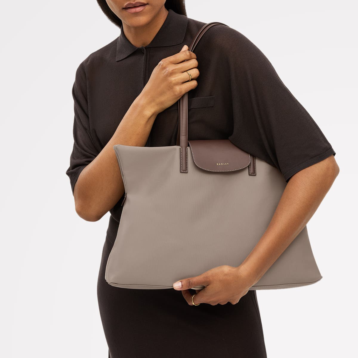 Radley Pocket Essentials Medium Ziptop Tote Bag, Alternate, color, 