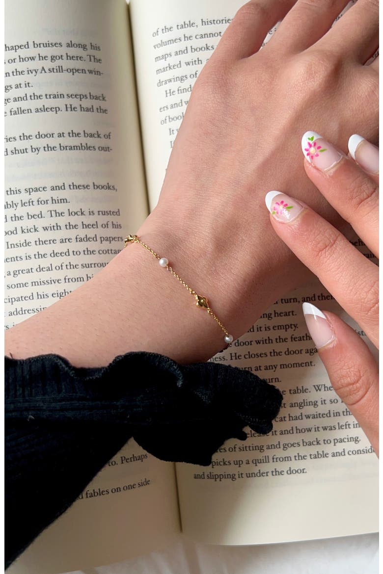 Flower Bracelet - Hannah Bracelet, Alternate, color, Gold