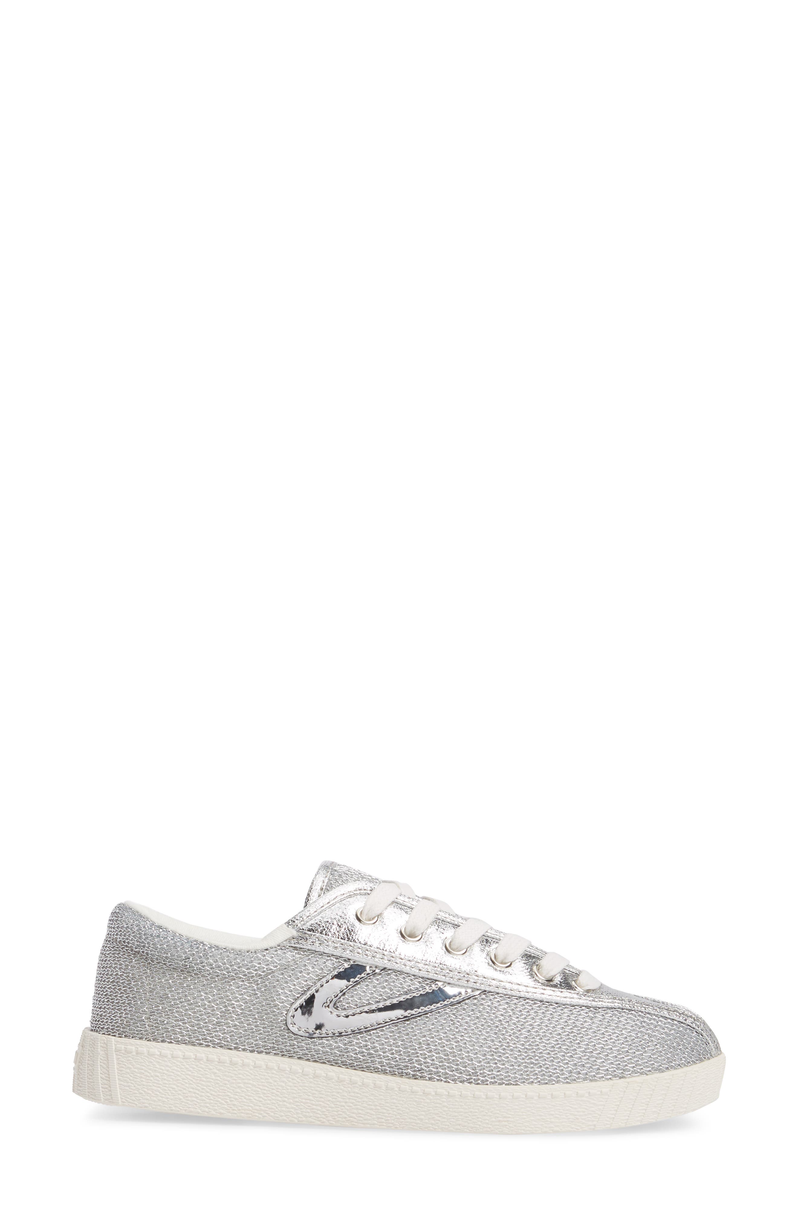 Nylite Plus Sneaker, Alternate, color, PLATA