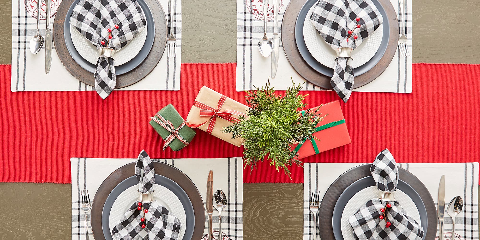 DII Tango Red Ribbed Table Runner | Nordstrom