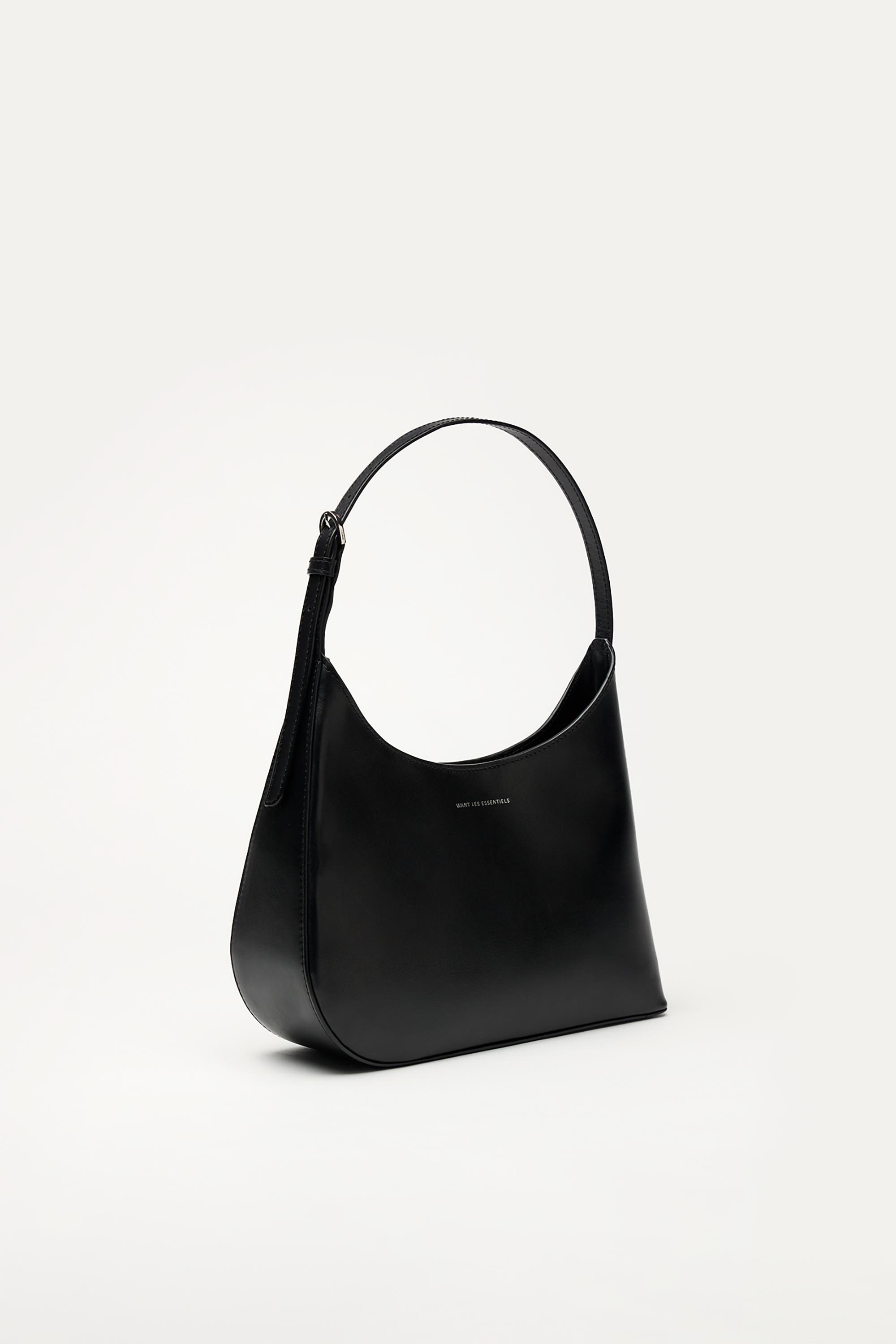 Want Les Essentiels Arch Smooth Leather Shoulder Bag, Alternate, color, Black