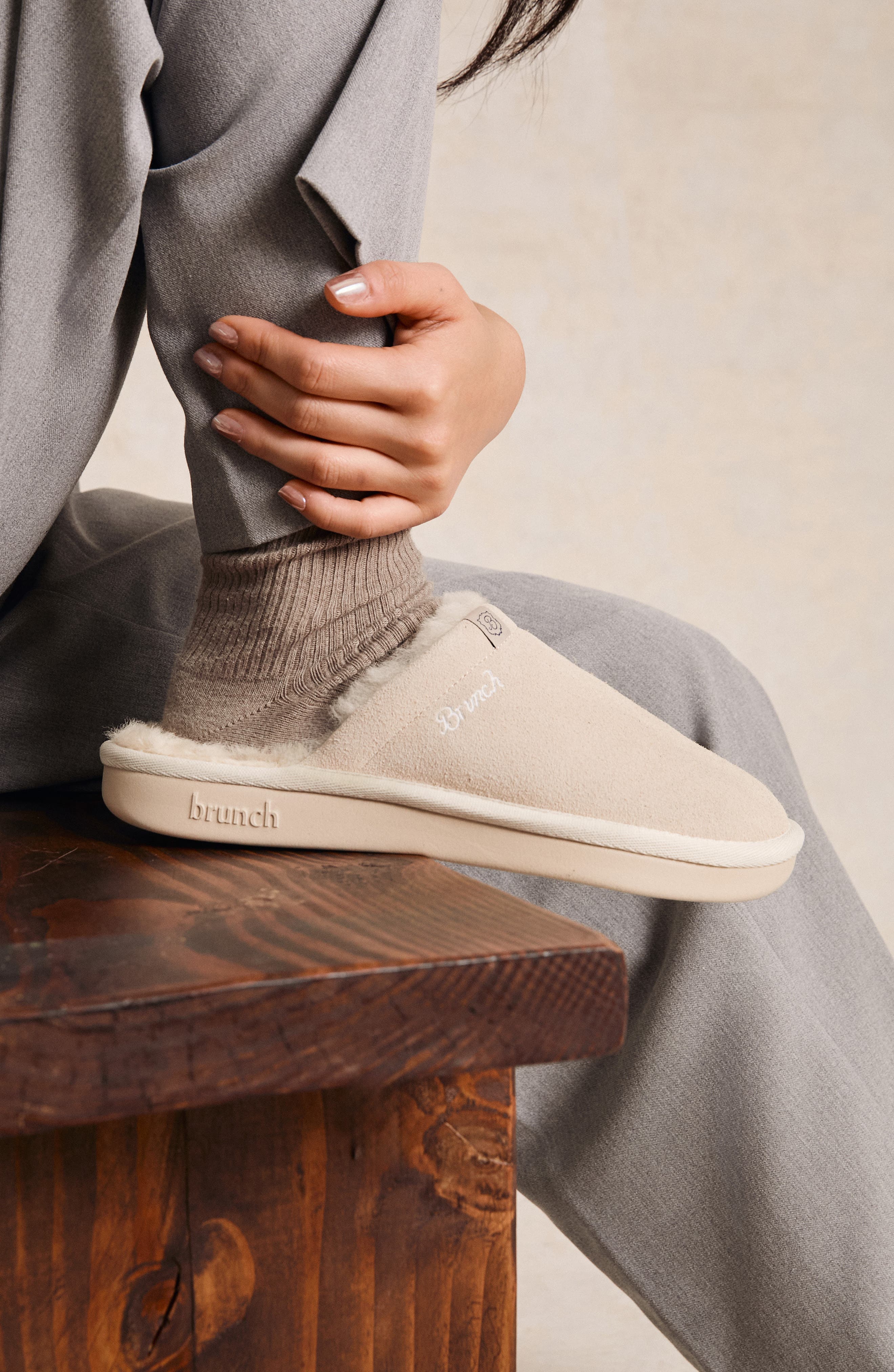 Brunch Gender Inclusive Essential Genuine Shearling Slipper, Alternate, color, Beige