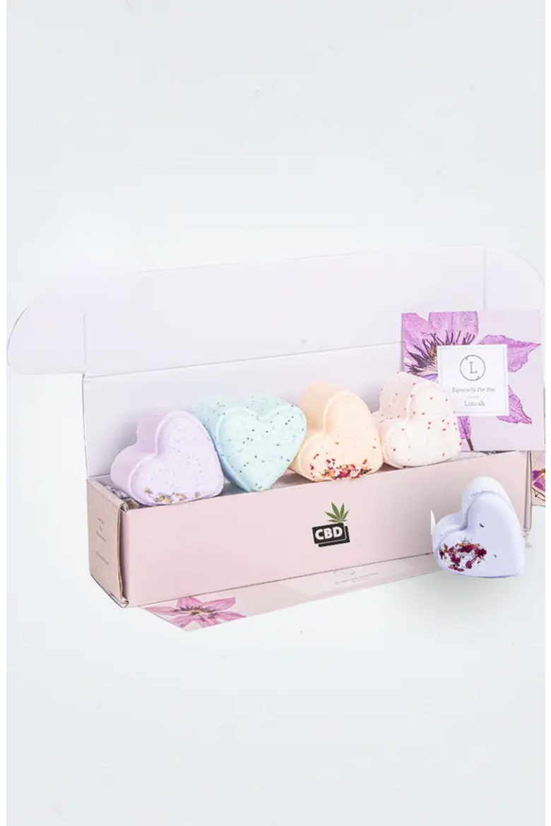 Valentine's 5 Heart-Shaped Lavender Shower Steamers Gift Box, Main, color, White
