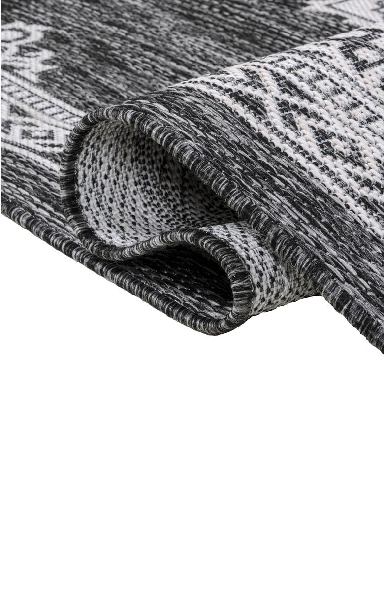 JONATHAN Y Arden Vintage Casual Medallion Indoor/Outdoor Area Rug, Alternate, color, Dark Gray/Cream