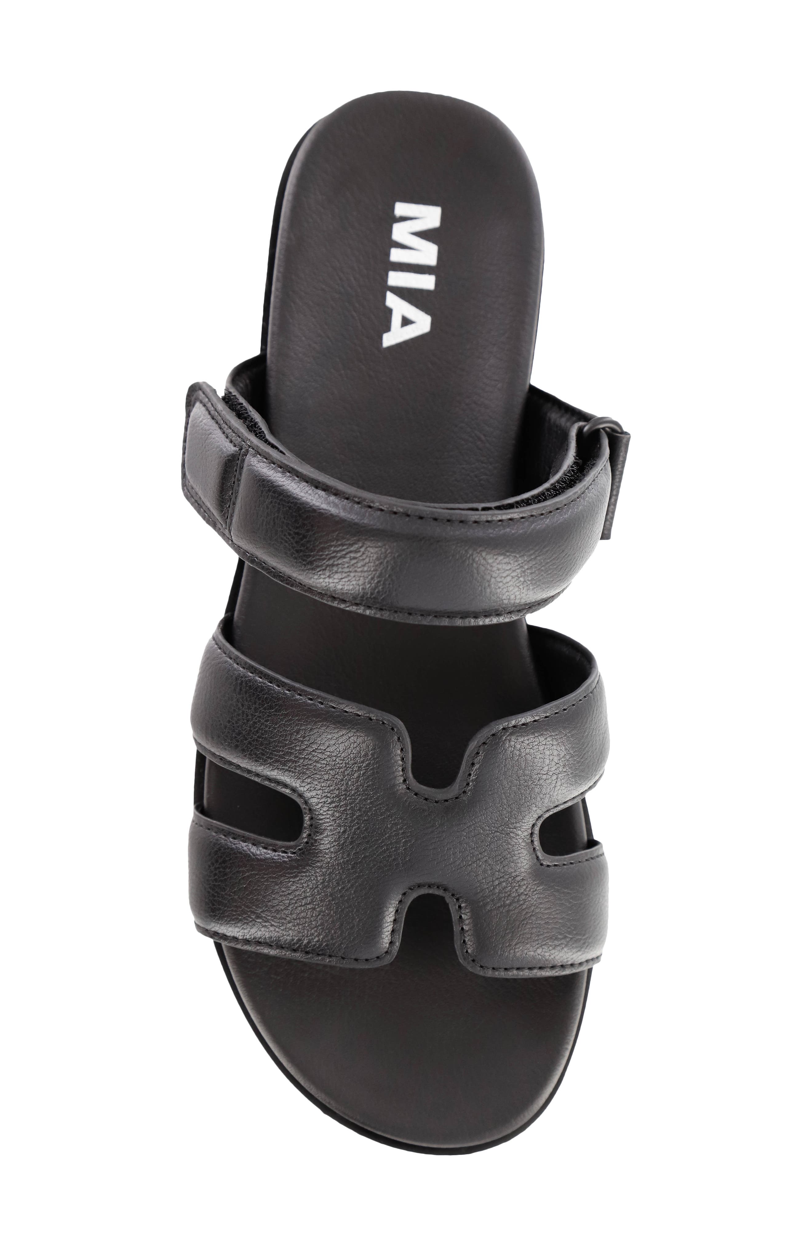 Venezia Strappy Slide Sandal, Alternate, color, BLACK