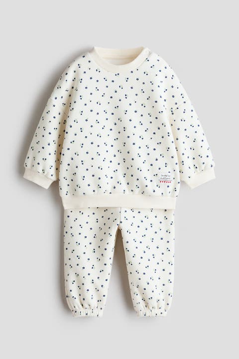 2-piece Printed Sweatshirt And Joggers Set