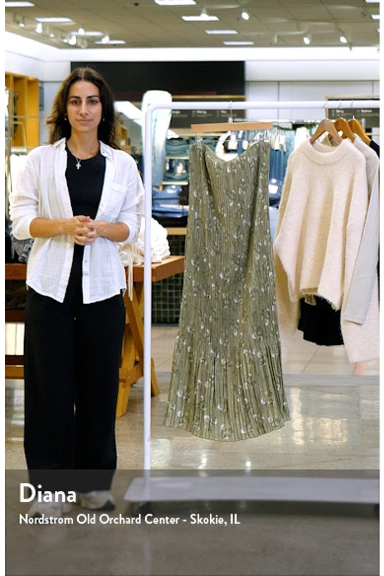 Sylvie Strapless Plissé Dress video